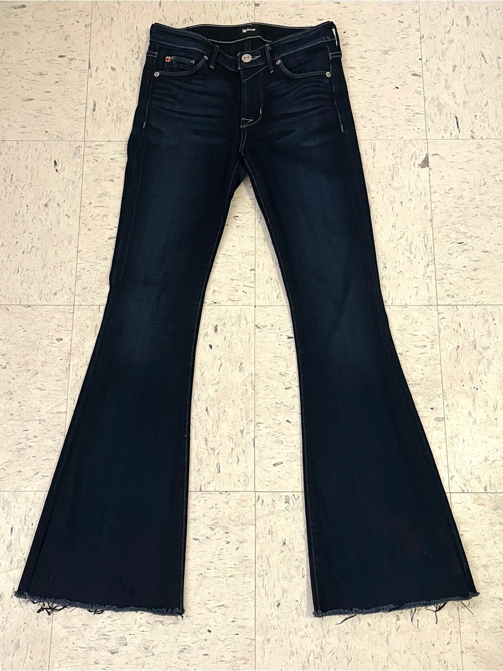 Revolve Hudson Mia 5 Pocket Mid Rise Flare Jeans - Picture 2 of 11
